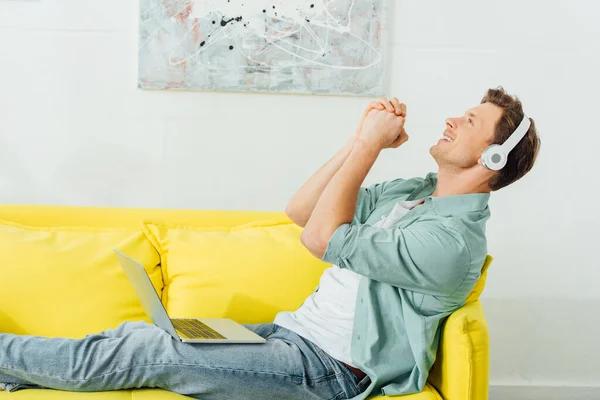 Finding Your Voice Exploring Online Singing Lessons for Adults